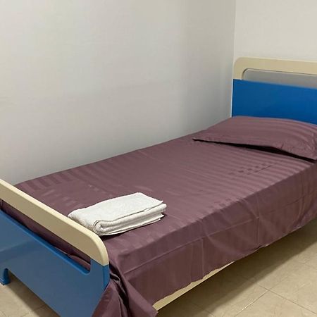 Anna'S Apartament Lushnje ภายนอก รูปภาพ