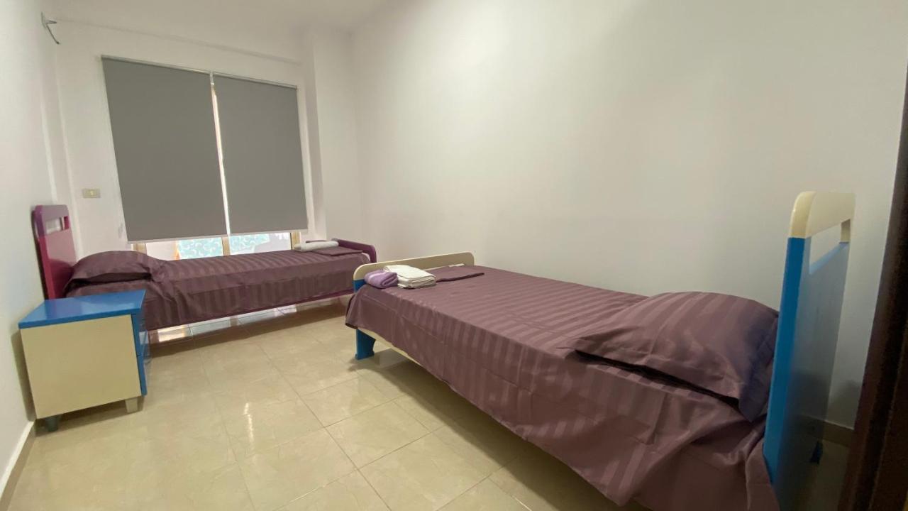 Anna'S Apartament Lushnje ภายนอก รูปภาพ